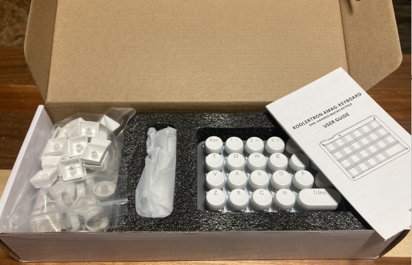 Koolertronキーボードソフトの付属品一覧